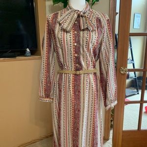 Elegant Vintage Dress